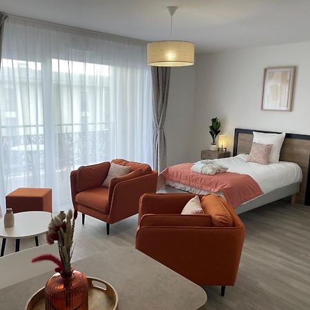 Aparthotel Domitys Les Demoiselles Beaune  Exterior foto